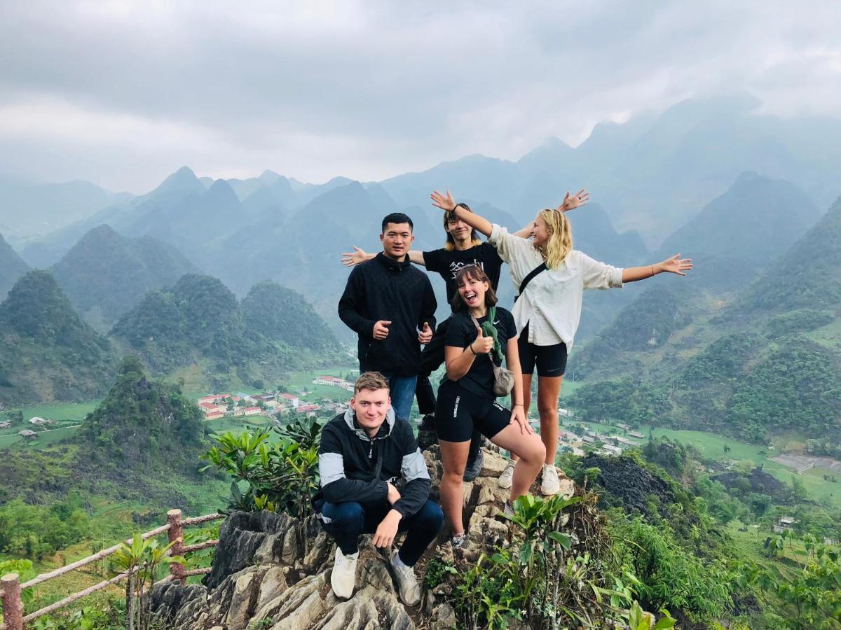 Hotel Ha Giang Yolo House And Loop Tours Exterior foto