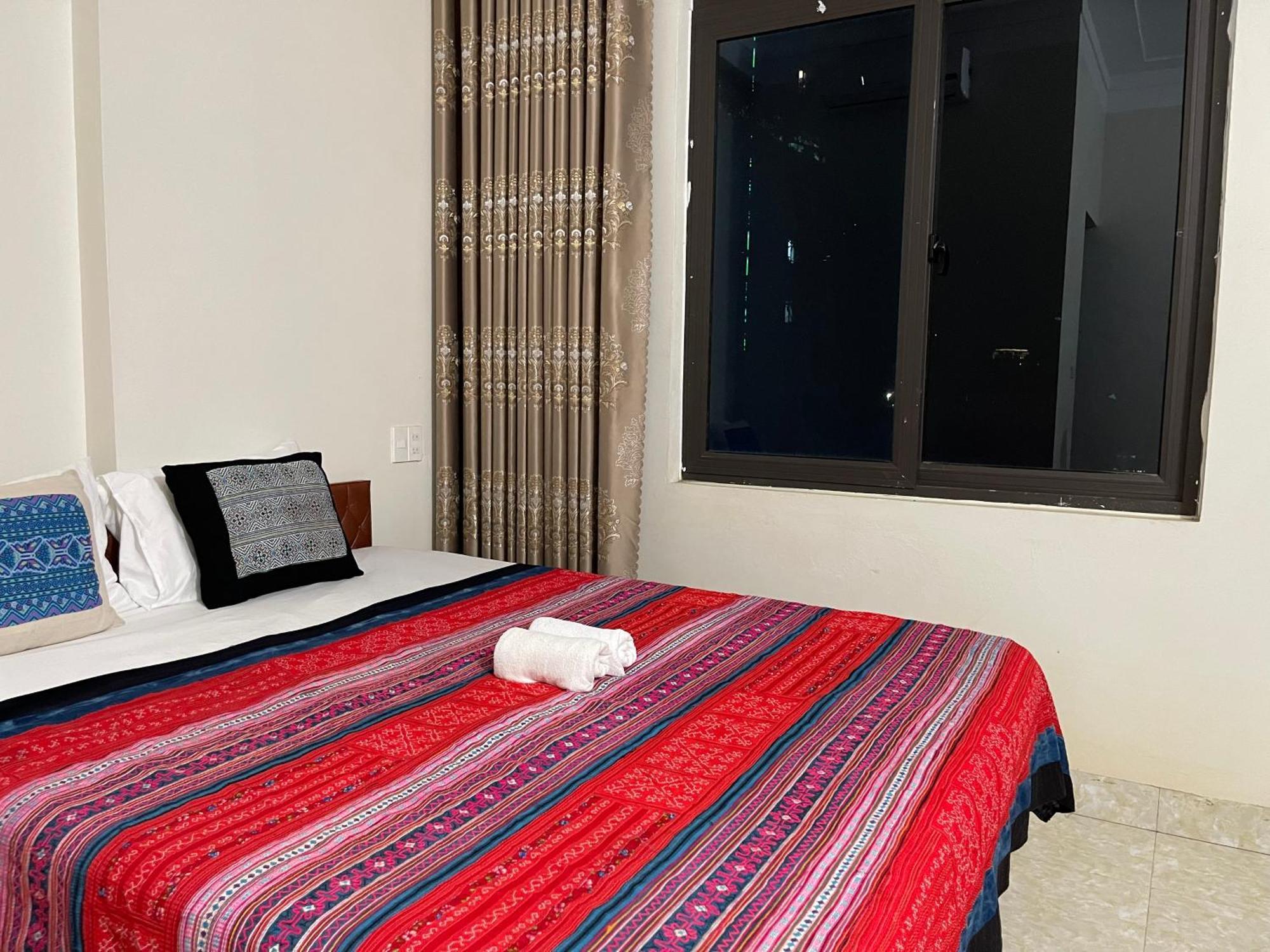 Hotel Ha Giang Yolo House And Loop Tours Exterior foto